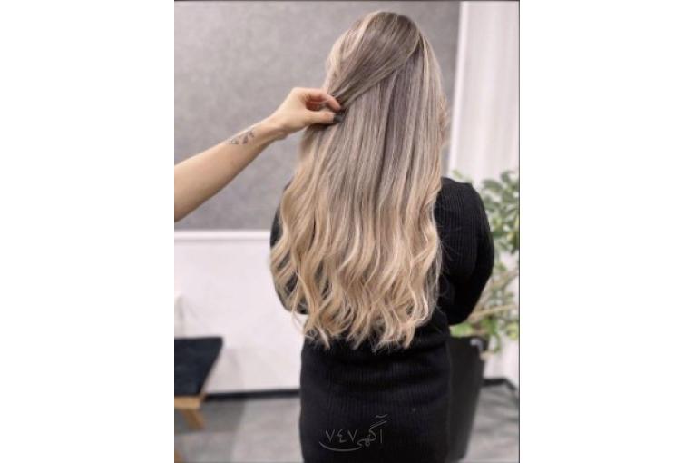 سالن تخصصی رنگ و مو  هستی مصیر